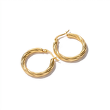Kira Hoops
