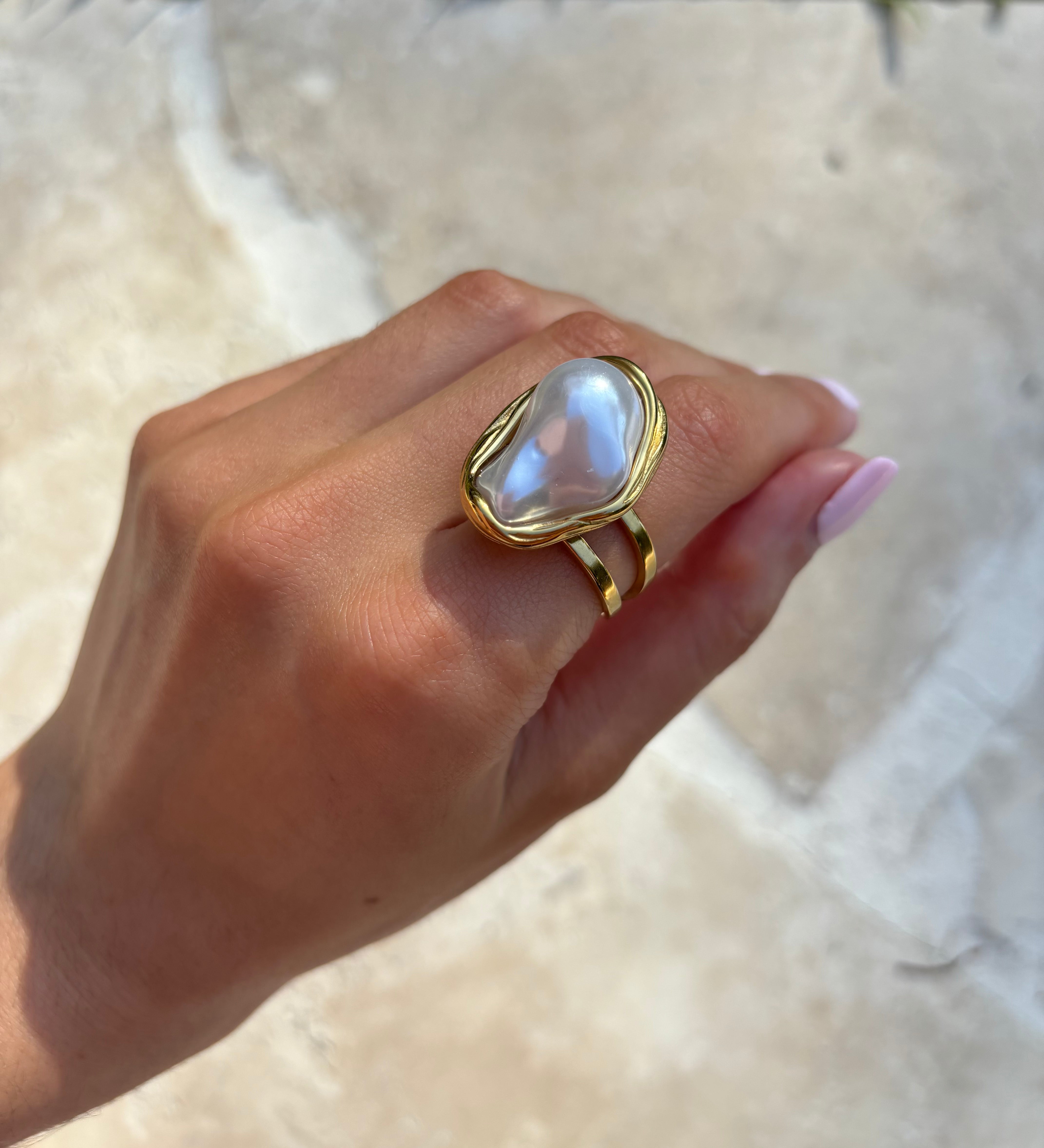 Cleo Pearl Ring
