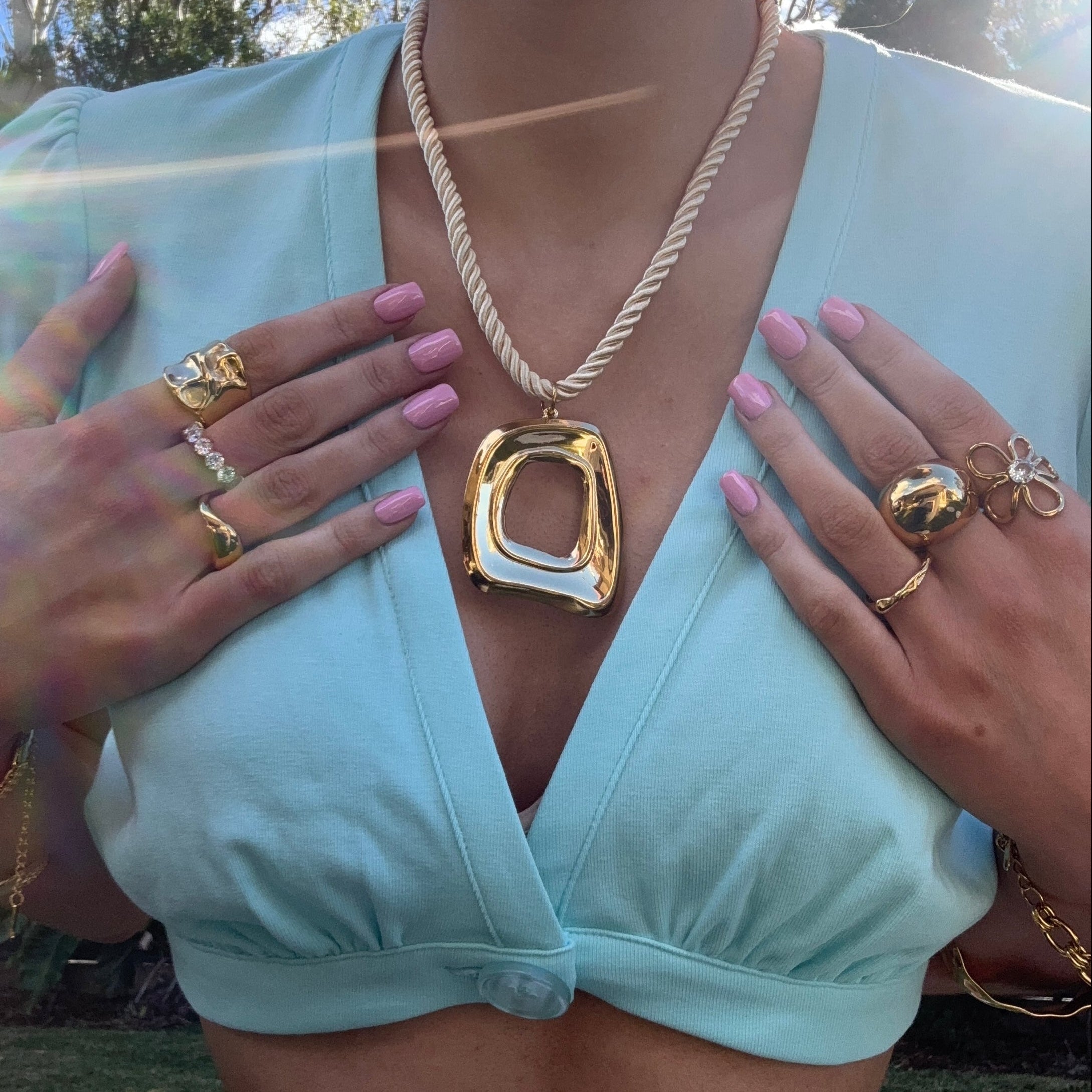 Bella Necklace